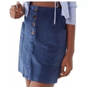 💫BDG Urban Outfitters blue velvet button mini skirt